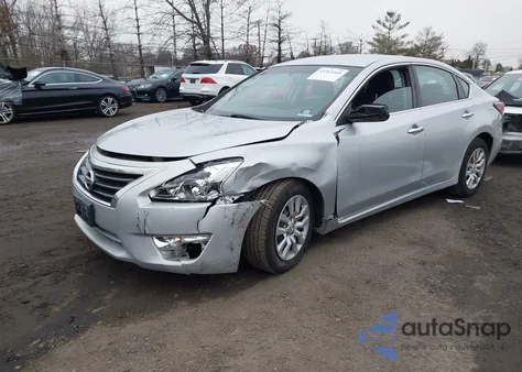 2014 Nissan Altima 2.5 S z USA, uszkodzony, nr VIN 1N4AL3AP8EC155321